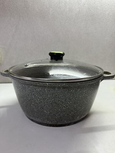 высокий горшок: Кастрюля с антипригарным покрытием и стеклянной крышкой - Материал — 1