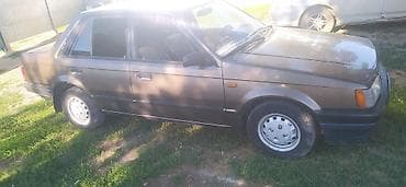 Mazda 323: 1985 г., 1.5 л, Механика, Бензин, Седан — 4