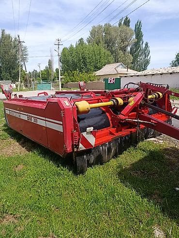 Транспорт: Ботваудалитель сахарной свеклы GRIMME BM 300 На фото — агрегат — 3