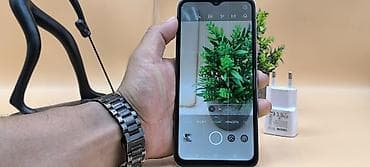 far cry: Infinix Note 30 5G, Б/у, 256 ГБ, цвет - Золотой, 2 SIM — 5