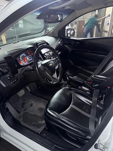 разбор малибу: Chevrolet Spark: 2020 г., 1 л, Автомат, Бензин, Хэтчбэк — 5