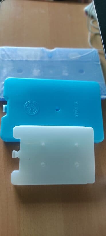 холодильник для мяса: Элементы охлаждения, выполненные из прочного пластика, предназначены — 1