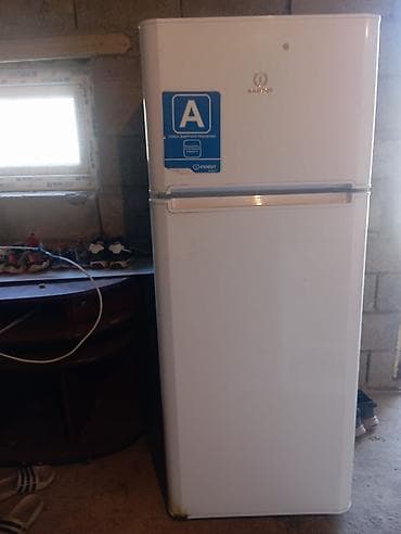 Холодильник Indesit, Двухкамерный