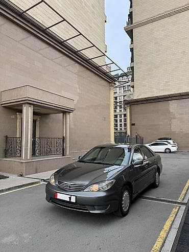 Toyota Camry: 2005 г., 2.4 л, Автомат, Бензин, Седан — 1