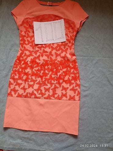 кыз: Женские платья — 4 модели 1) Платье мини, ярко‑красное - Прямой — 2