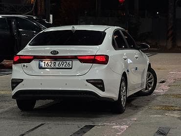 cga3 de: Kia K3: 2021 г., Седан — 3