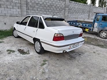 Daewoo Nexia: 2008 г., 1.5 л, Механика, Бензин, Седан — 4