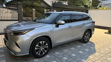 byd e2 2022: Toyota Highlander: 2022 г., 3.5 л — 5