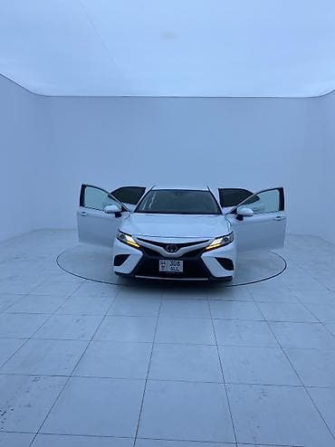 Продажа авто: Toyota Camry: 2019 г., 2.5 л, Типтроник, Бензин, Седан — 2