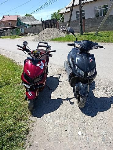 скутер м: Тип скутера 150 куб. см, Бензин, Б/у — 8