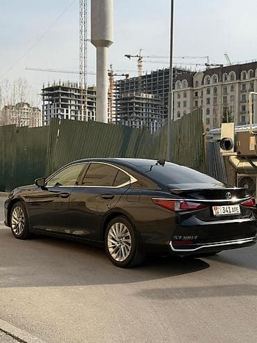 салон машины: Lexus ES: 2019 г., 2.5 л, Автомат, Бензин, Седан — 4