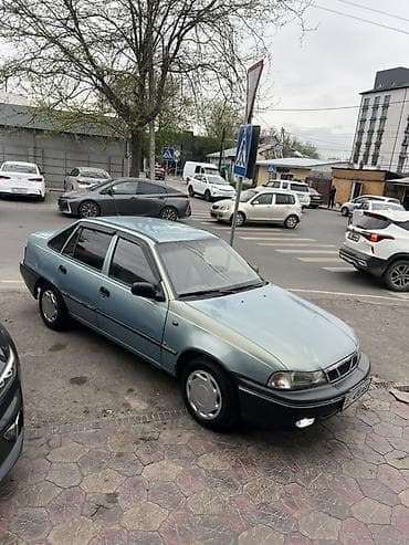 Daewoo Nexia: 2006 г., 1.5 л, Механика, Бензин, Седан