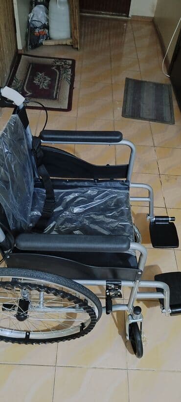 купить инвалидное кресло: Инвалидная коляска# Новый#ручным приводом Описание: - Складная — 2