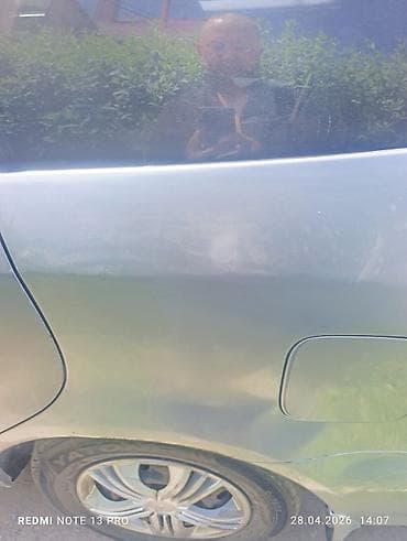 sprinter 2003: Honda Stream: 2002 г., 1.7 л, Автомат, Бензин, Минивэн — 4