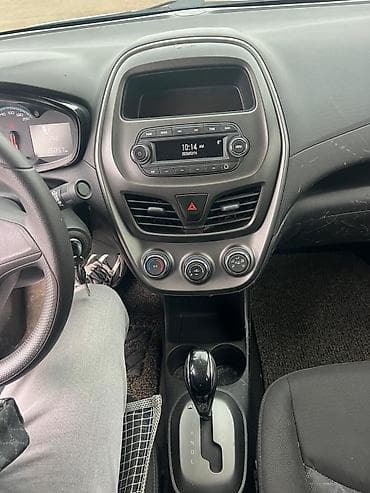 lada xray: Chevrolet Spark: 2020 г., Хэтчбэк — 7