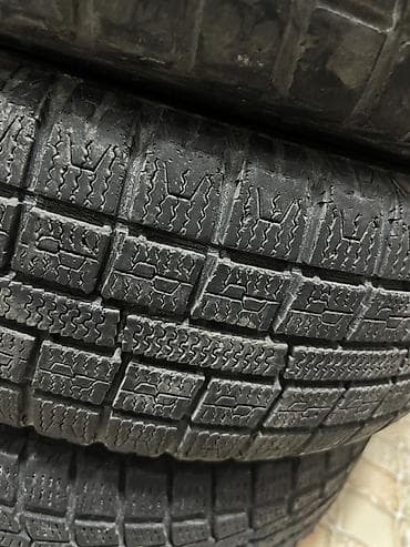 diska 13: Продаются 4 зимние шины Dunlop. Размер: 155/65 R13. Протектор в — 1