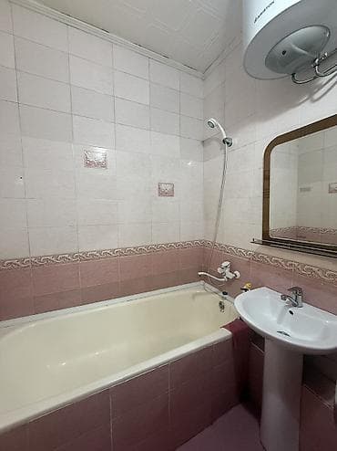 variant kg: 2 комнаты, 52 м², 106 серия, 6 этаж, Косметический ремонт — 6
