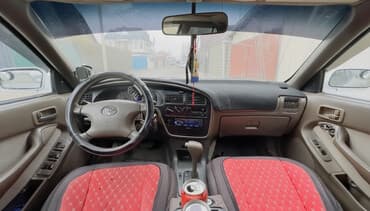 срочно продам авто в связи с переездом: Toyota Camry: 1996 г., 3 л, Автомат, Газ, Седан — 1