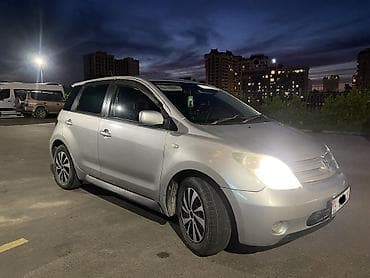 corolla 2004: Toyota Ist: 2003 г., 1.5 л, Автомат, Бензин, Хэтчбэк — 6