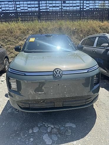 byd e9: Volkswagen ID.7: 2026 г., 1.5 л, Вариатор, Гибрид, Кроссовер — 1