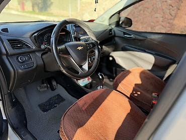 hinda stream: Chevrolet Spark: 2017 г., 1 л, Автомат, Бензин, Хэтчбэк — 3