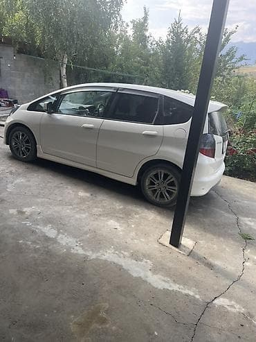 авто жак: Honda Fit: 2010 г., 1.5 л, Автомат, Бензин, Хетчбек — 1
