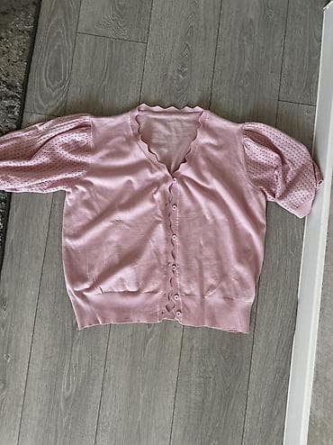 Кофточка розовая легкая, летняя, 500 сом размер от 46 - 50 Турция at lalafo.kg Кофточка розовая легкая, летняя, 500 сом размер от 46 - 50 Турция