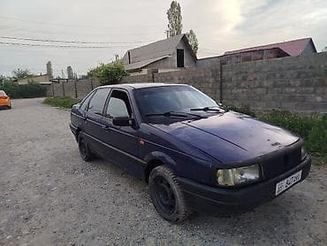 Volkswagen: Volkswagen Passat: 1991 г., 1.8 л, Механика, Бензин, Седан — 3