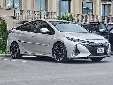 сиденье w211: Toyota Prius: 2018 г., 1.8 л, Гибрид, Хэтчбэк — 2