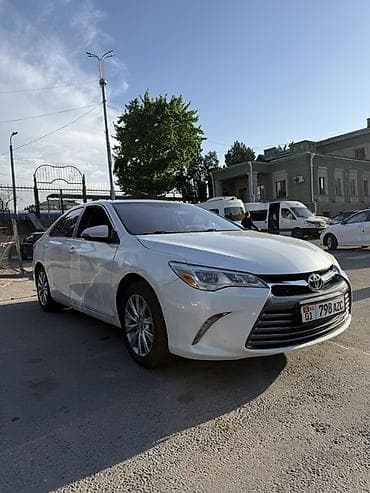 Toyota Camry: 2016 г., 2.5 л, Автомат, Бензин, Седан