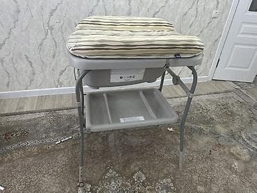 Пеленальный стол, Б/у, Другой материал