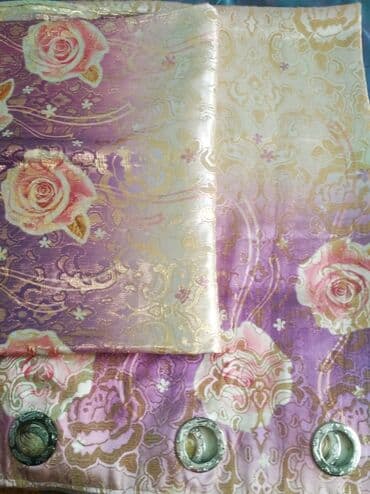 гирлянда штора 3х3: НОВЫЕ шторы, плотный шелк с люрексом, рисунок интересный, нежно — 1