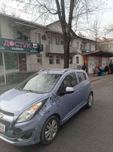 шкода практик: Chevrolet Spark: 2014 г., Автомат, Бензин, Хэтчбэк — 2