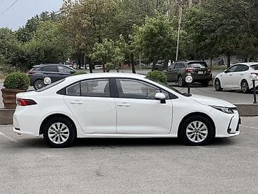 lexus e350: Toyota Corolla: 2019 г., 1.8 л, Вариатор, Гибрид, Седан — 4