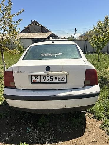 matiz 2009: Volkswagen Passat: 1998 г., 1.6 л, Механика, Бензин, Седан — 1