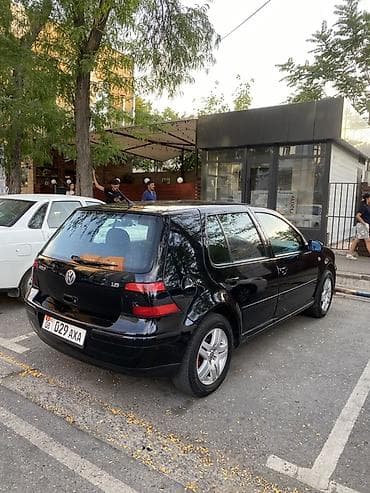 Транспорт: Volkswagen Golf: 1999 г., 1.8 л, Механика, Бензин, Хэтчбэк — 4