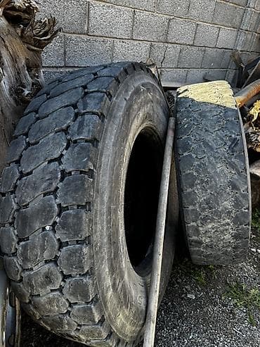 технические резина: Комплект грузовых шин для спецтехники/самосвалов - Тип: цельные — 2