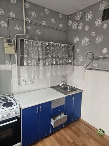 1 комвартирахрущевка продается: 2 комнаты, С мебелью частично — 6