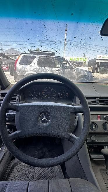 мерседес авто: Mercedes-Benz W124: 1986 г., 2.6 л, Автомат, Бензин, Седан — 1