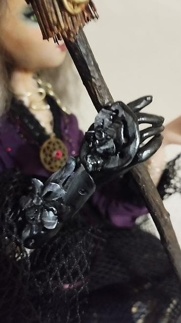 сколько стоит кукла лабубу: Авторская интерьерная кукла - "Власта - одноглазая ведьма" (handmade) — 4
