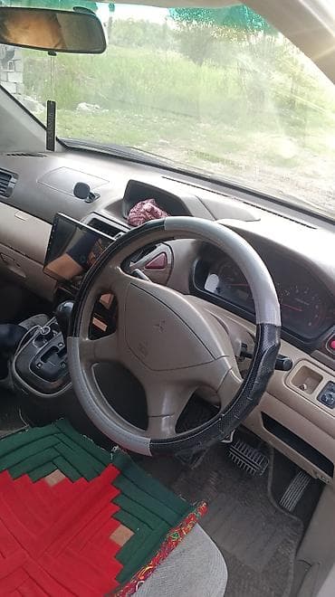 мицубиси спэйс стар: Mitsubishi Grandis: 1998 г., Автомат, Бензин, Универсал — 4