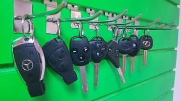 Чип ключи, ремонт и адаптация пультов. магазин автостарт