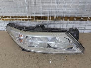 купить фары на гольф 4: Передняя правая фара Renault 2003 г., Б/у, Оригинал, Германия — 3