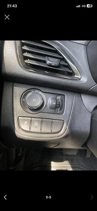 matiz 2013: Chevrolet Spark: 2016 г., 0.9 л, Автомат, Бензин, Хэтчбэк — 6