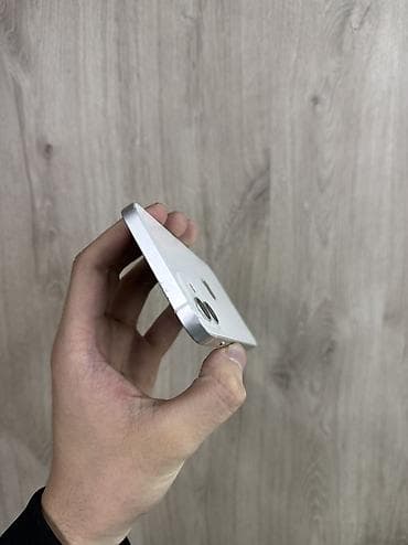 ufs 3: IPhone 12, Б/у, 128 ГБ, Белый, Защитное стекло, Чехол, 74 % — 4