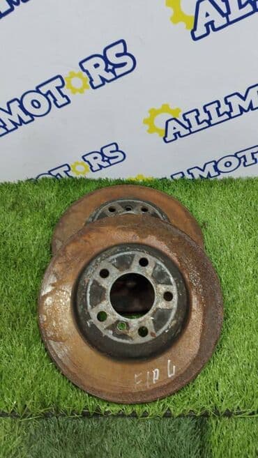 Комплект тормозных дисков BMW 2013 г., Б/у, Оригинал at lalafo.kg Комплект тормозных дисков BMW 2013 г., Б/у, Оригинал