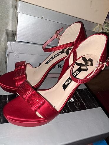 Жеке буюмдар: 1). Вечерняя обувь. На выпускной. 39размер, Merry Kea. За — 2