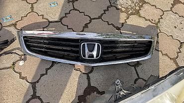 Автозапчасти: Бампер Honda, Б/у, Оригинал — 2