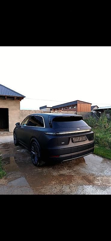 Продажа авто: Lixiang L7: 2025 г., 1.5 л, Автомат, Гибрид, Внедорожник — 2