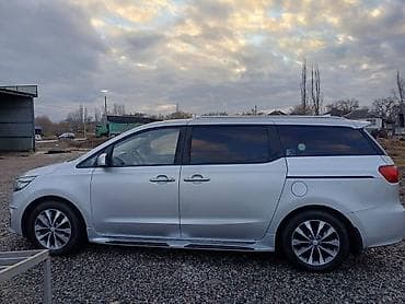 машина серв: Kia Carnival: 2016 г., 2.2 л, Автомат, Дизель, Минивэн — 2